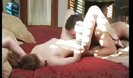 Noble Milfs Nahaufnahme Sex Cums zu einem mutti porno filme klebrigen Ende