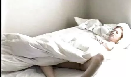 Weiße sich ausbreitende Muschi vor der Webcam sohn pornos