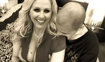 Für Pornos mama und sohn porn bezahlt
