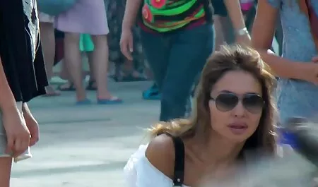 Wunderschönes japanisches Babe nach dem Stampfen muttersohn porn im Gesicht