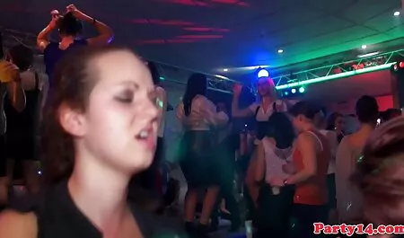 Candy mama sohn pornos Vegas Badezimmer Ficken (Thunderpussy 1998)