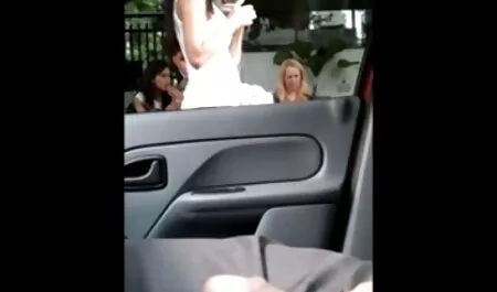 Geile blonde Babe deutsche pornos mutter sohn Finger fickt seine enge Muschi